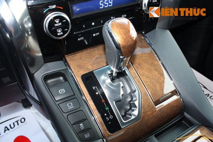 dap-thung-chuyen-co-mat-dat-toyota-alphard-hon-4-t