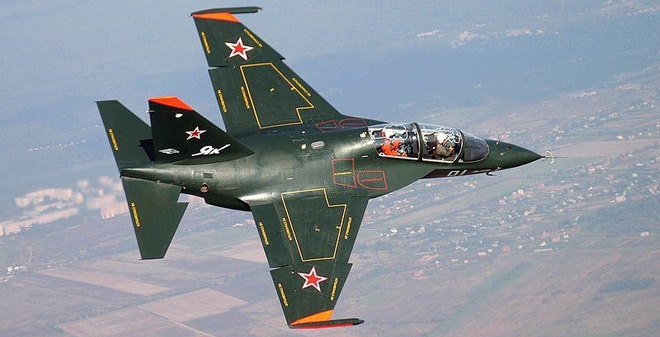 Máy bay huấn luyện "Anh em sinh đôi" với Yak-130 có gì đặc biệt?