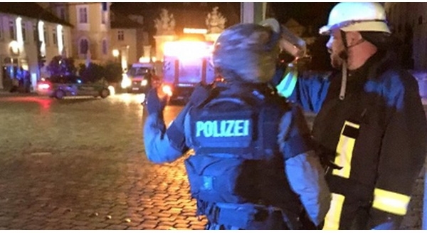 canhsatduc2-1469410867292-crop-1469410878863