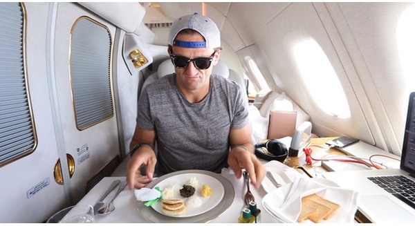 3-1474357383027-36-0-531-960-crop-1474358123085-14