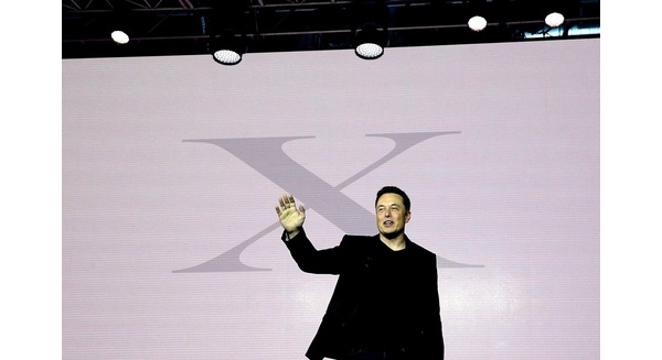 elon-musk-1475464646546