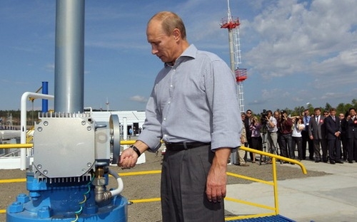 dauPutinCNN-fbe70 (1)