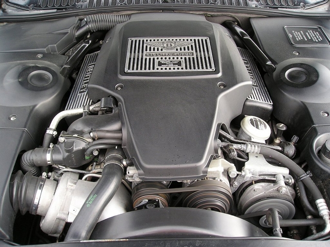 bentley-engine-1