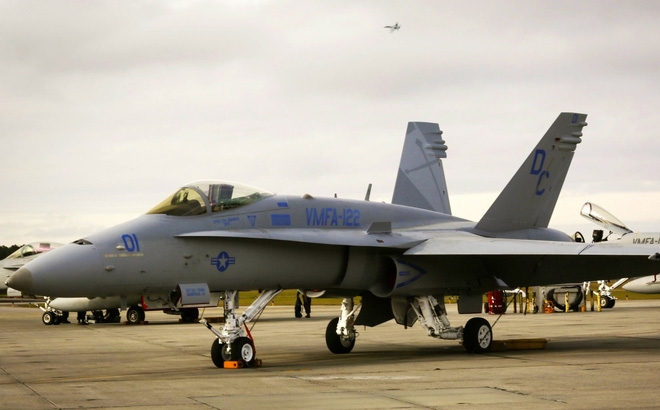 f-a-18c-1478450909610-0-0-1079-1738-crop-147845091