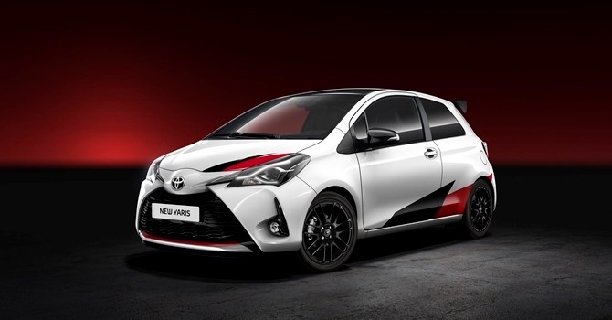 toyota-yaris-geneva-1_wdde