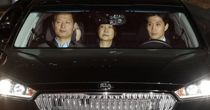 n-parked-c-20170401-870x574-2397-1491192410_dbri