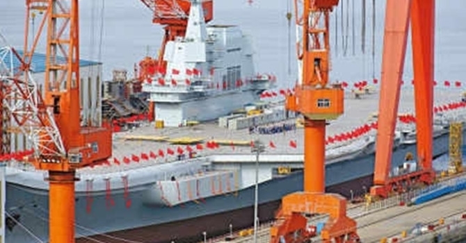 tau-san-bay-4206-1493174006_fjaw