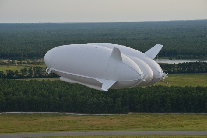 Airlander-10