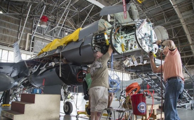 photo-1-1497359579340-0-0-409-660-crop-14973597177