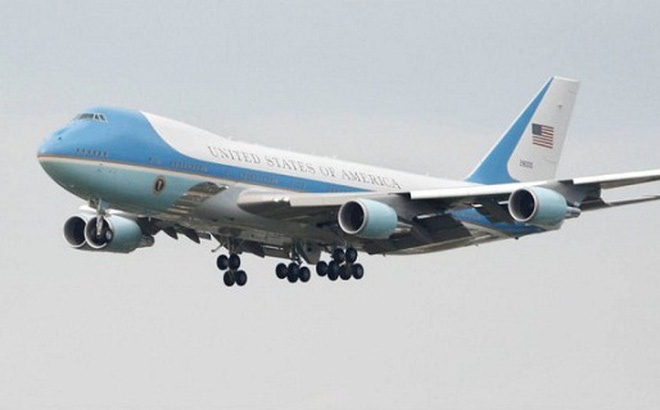 airforceone-1501633162253-0-7-319-521-crop-1501633
