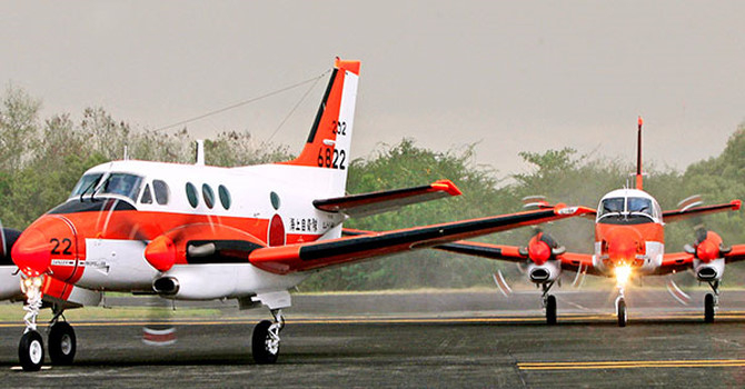 beechcraft-tc-90_cwdl_joqg