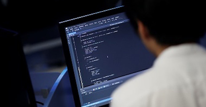 cyber-reuters-2975-1510843652_vzns