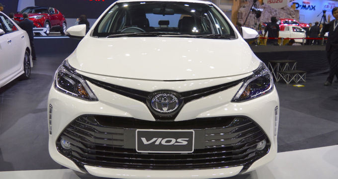 2017-toyota-vios-front-at-2017-thai-motor-expo