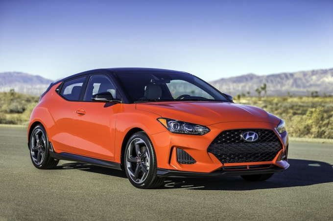 xedoisong_hyundai_veloster_2_phdn