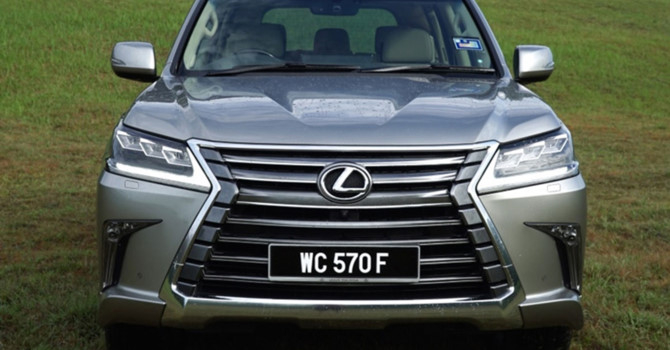 xe-sang-lexus-giam-430-trieu-dong_odmz