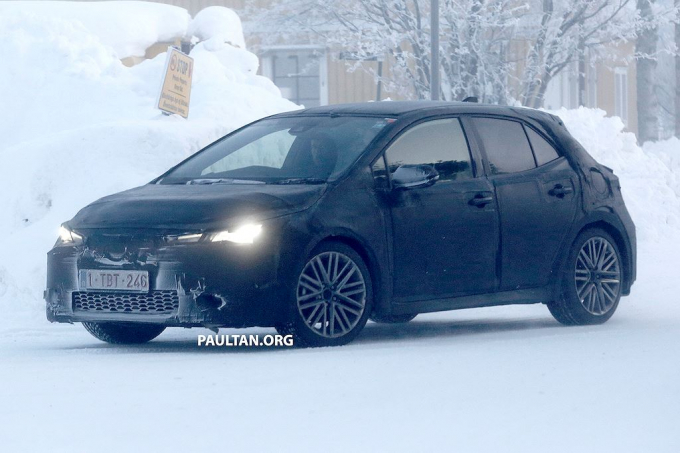 xedoisong_toyota_corolla_2018_3_iomb