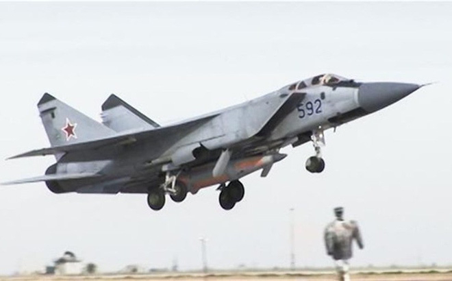 photo1521617278606-1521617278607245278855