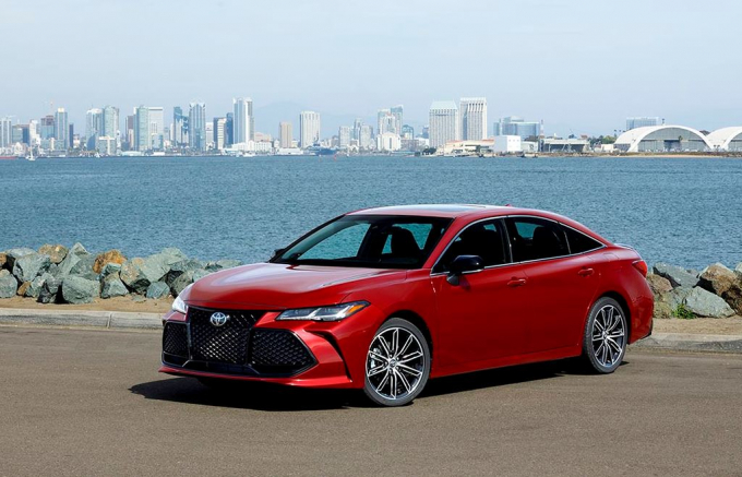 xedoisong_pricing_toyota_avalon_2019_allnew_h1_nuk