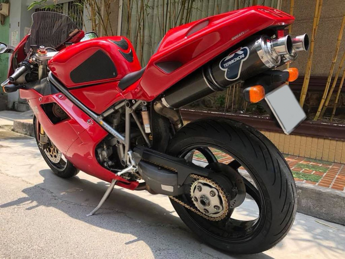 xedoisong_ducati_996_3_hjus