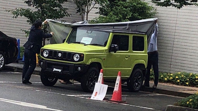xedoisong_suzuki_jimny_1_rhob