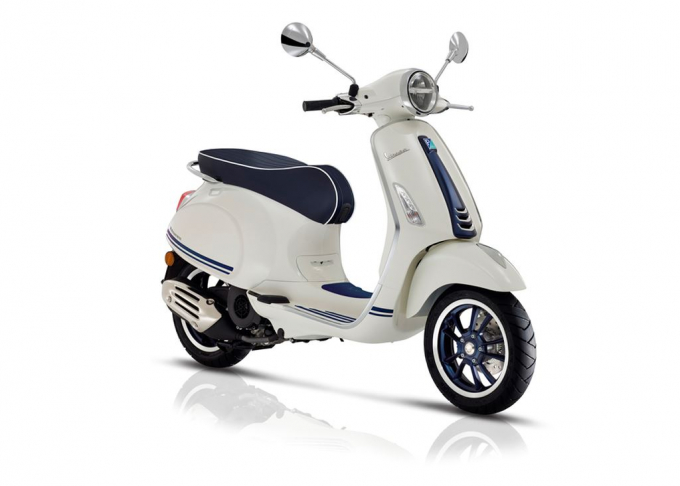 vespa_primavera_yacht_ybqs
