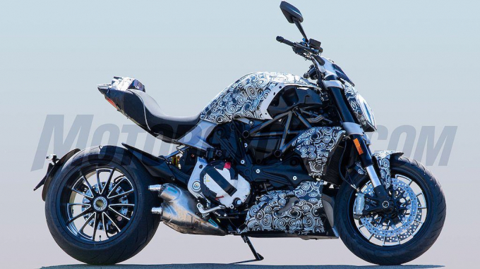 xedoisong_ducati_diavel_1_eeoj