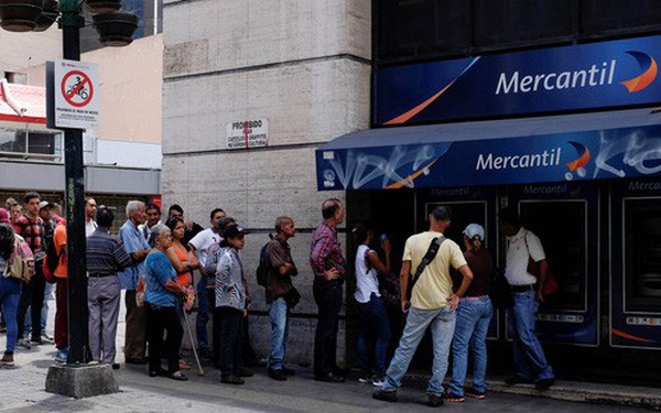 photo1534733564793-1534733564793273625211