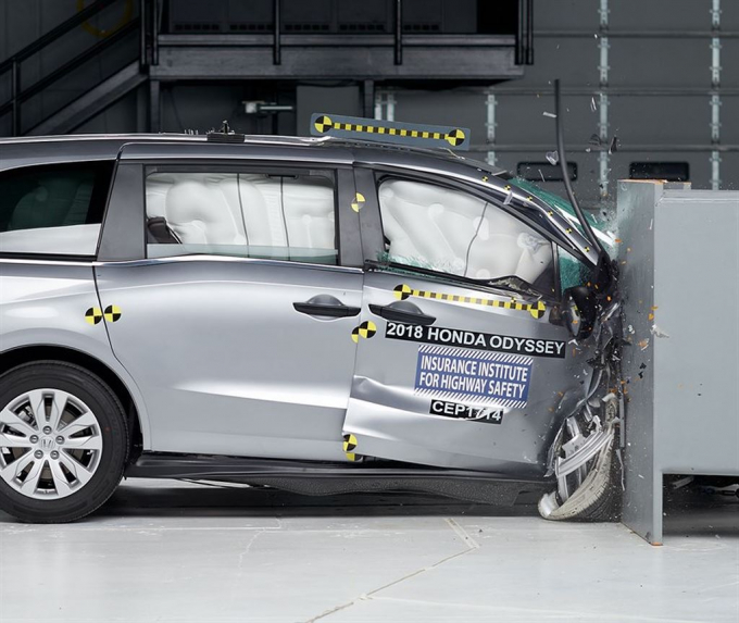 xedoisong_honda_odyssey_antoan_1_exmt.