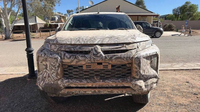 xedoisong_mitsubishi_triton_2_cvic