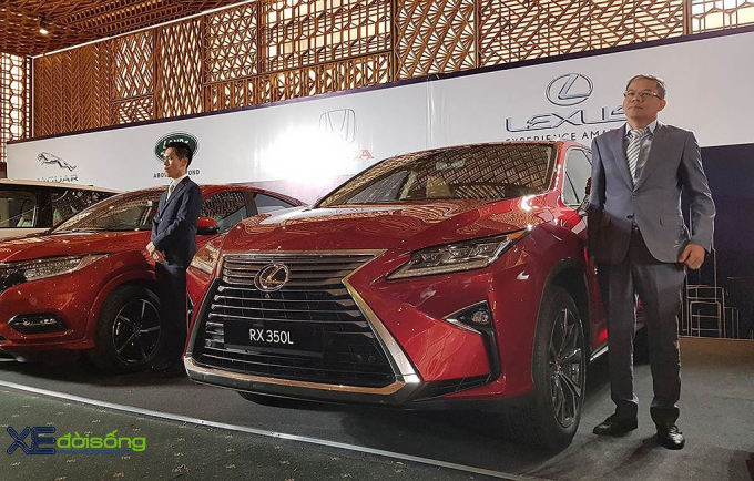 xedoisong_crossover_7_cho_lexus_rx350l_ra_mat_viet