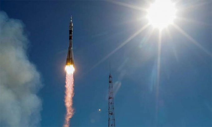 tau-soyuz-roi-be-phong