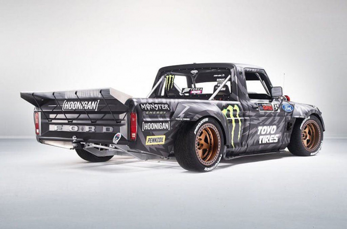 xedoisong_ken_block_ford_f_150_gymkhana_2_zhzg