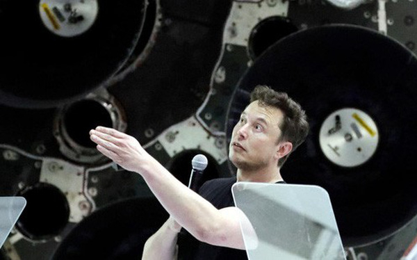 photo1542591686125-1542591686237-crop-154259169351