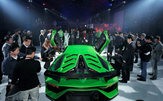 xedoisong_hon_200_sieu_xe_lamborghini_day_japan_20
