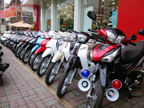 thi-truong-xe-may-honda29-2_nlls