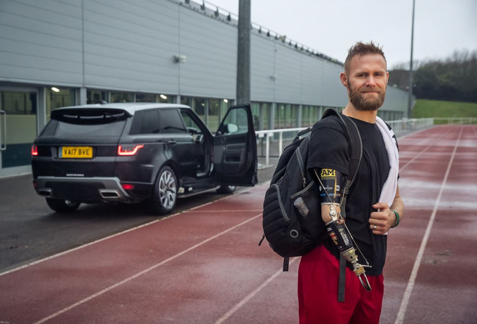 xedoisong_congnghe_mocuatudong_jaguar_landrover_1_