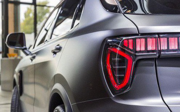 photo1546594434693-1546594434804-crop-154659445024