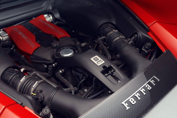 xedoisong_ferrari_488_gtb_pogea_2_ajar