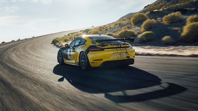 xedoisong_porsche_718_cayman_gt4_clubsport_3_zrre