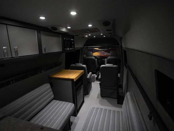 xedoisong_mercedes_sprinter_4_fzkt