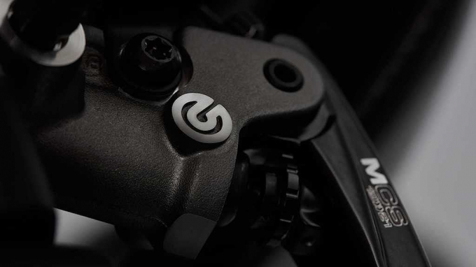 xedoisong_triumph_thruxton_tfc_4_xylc