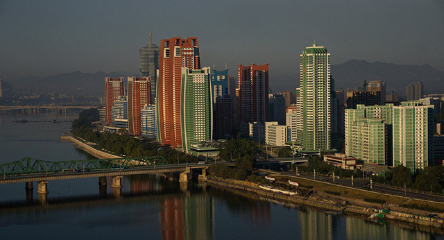 1070881037-15490311744691950706198