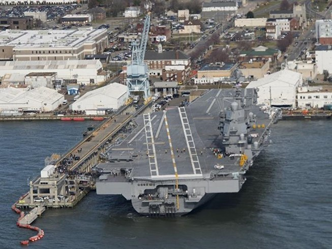 tau-san-bay-my-afp_llpv_thumb