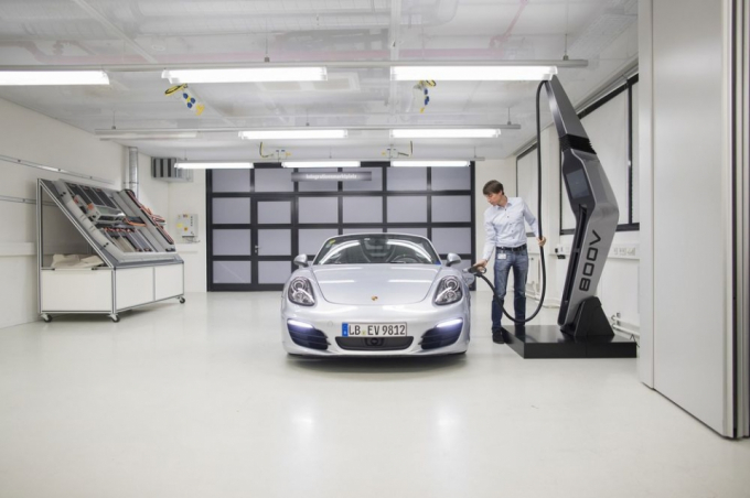 095040_MYt_chiYc_xe_hYi_YiYn_thY_nghiYm_cYa_hang_x