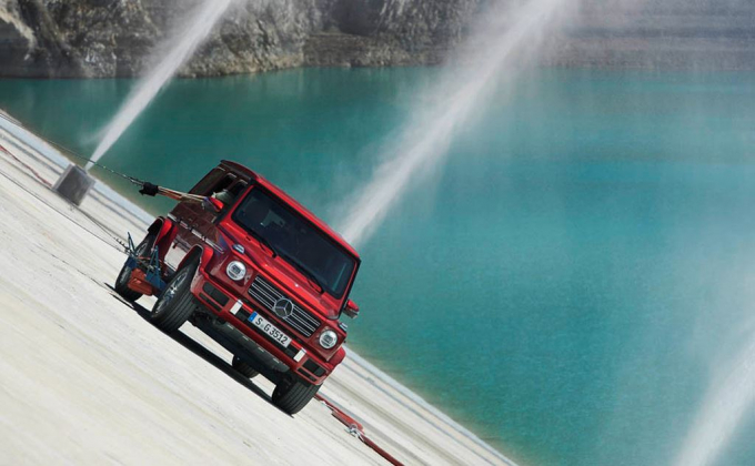 xedoisong_stunt_driving_mercedes_benz_g_class_2019