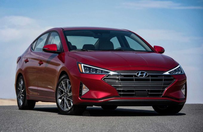 2019-hyundai-elantra-danh-gia-2