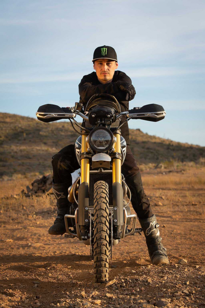 xedoisong_triumph_scrambler_1200_xe_2_gyqb