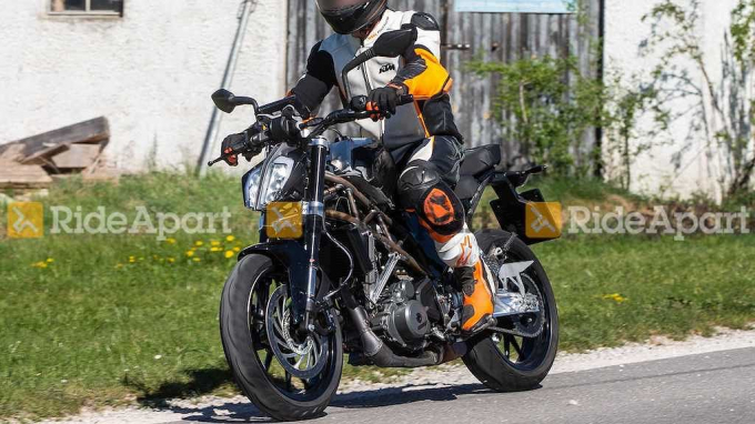 xedoisong_ktm_390_duke_2021_1_wnsy