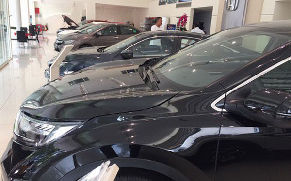 photo-1-15582639768381831579342-crop-1558264037963