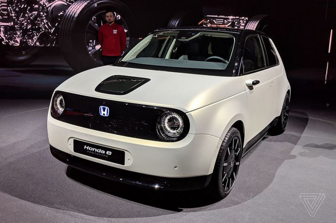 xedoisong_xedien_honda_e_nhan_don_dat_hang_16_nnir